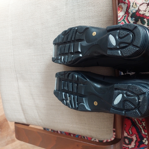 Salomon Men's Black Snow Boots - Picture 3 of 5